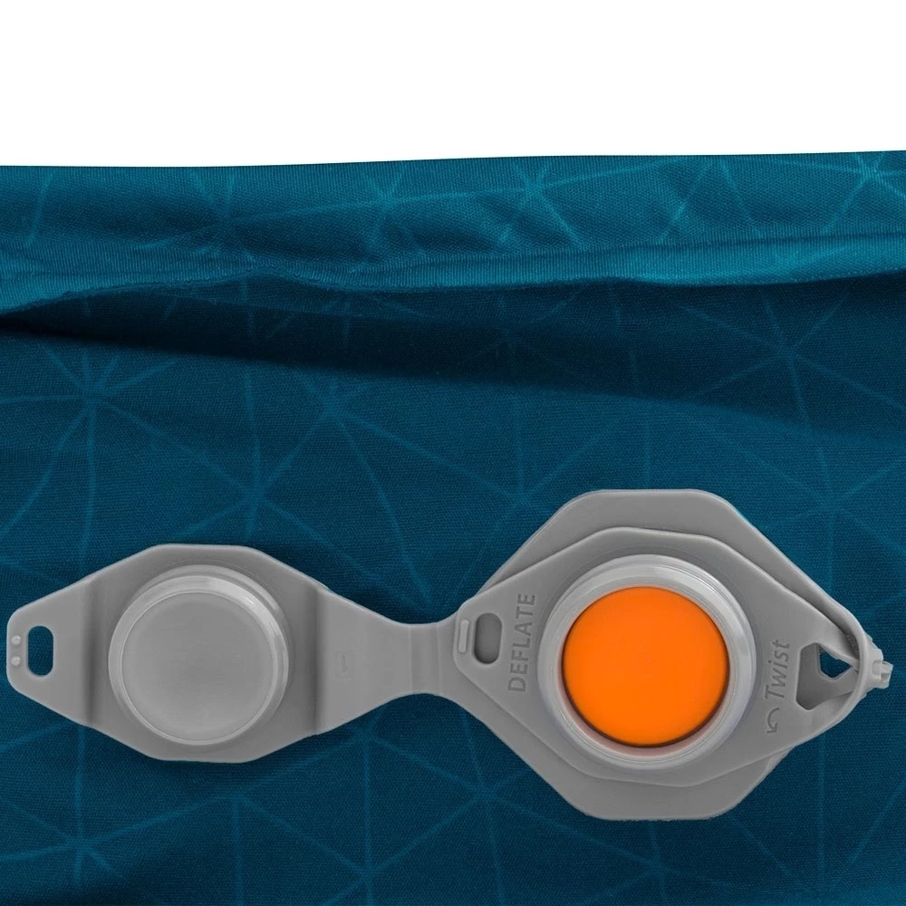 Sea To Summit Comfort Deluxe Self Inflating Sleeping Mat 14 Sea To Summit Comfort Deluxe Self Inflating Sleeping Mat - Image 12