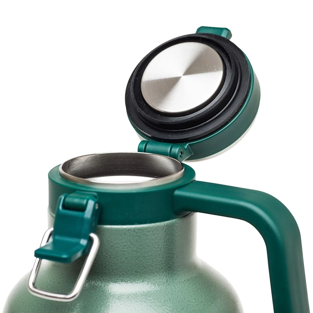 Stanley Easy Pour Beer Growler 1.9L 5 Stanley Easy Pour Beer Growler 1.9L - Image 3
