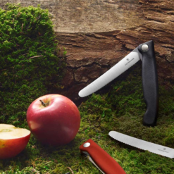 Victorinox Swiss Classic Foldable Paring Knife -Snowys Shop 1261079 swiss classic foldable paring knife black