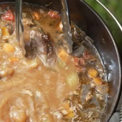 Cast Iron Camp Oven 9 Quart -Snowys Shop 1268741 cast iron camp oven 9 quart